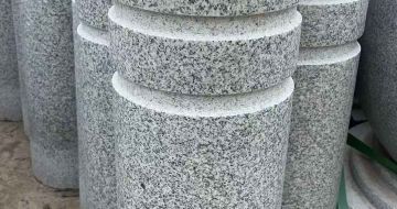 金华 芝麻白花岗岩挡车柱、隔离柱多少钱