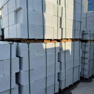 金华 芝麻白路沿石