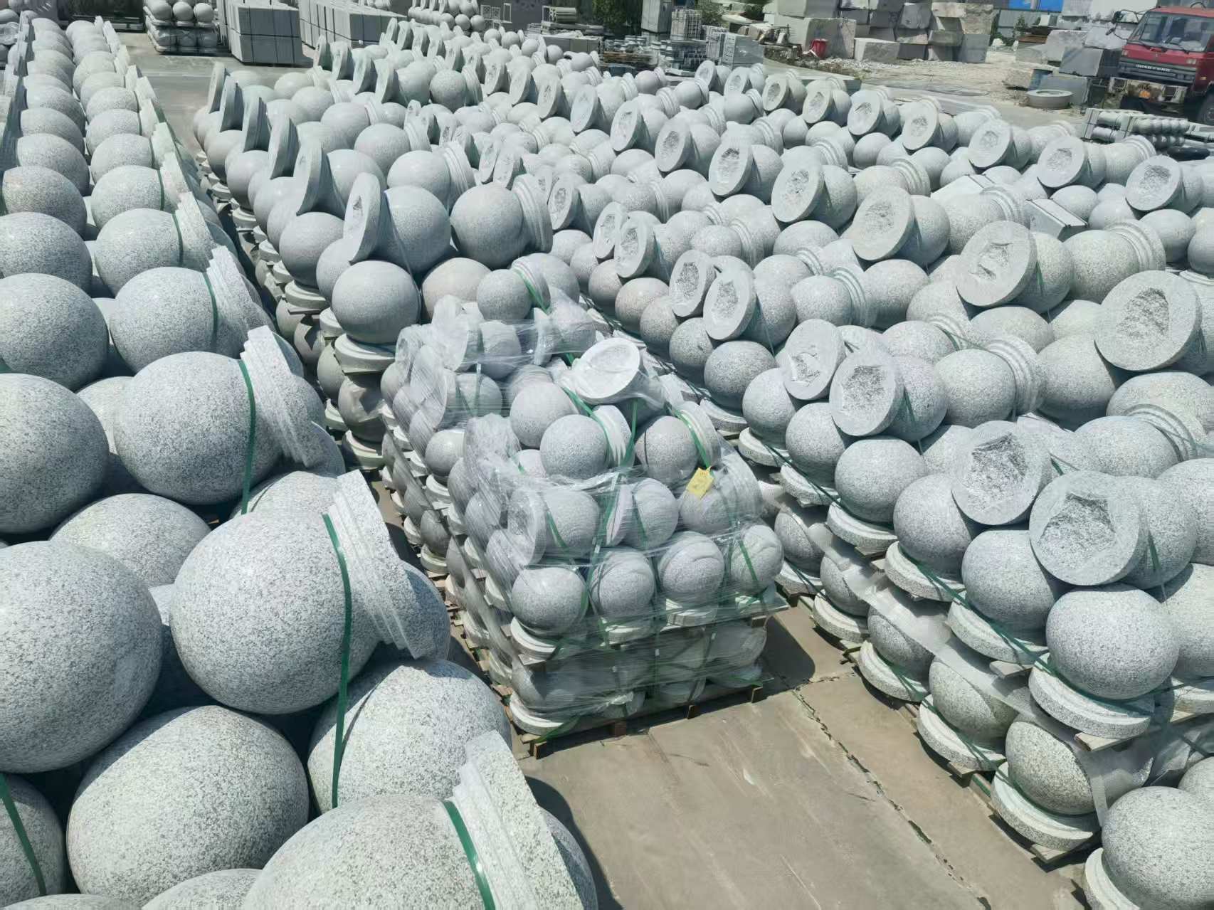 金华 花岗岩实心圆球，石球，挡车球，挡车石，车止石，路障石。