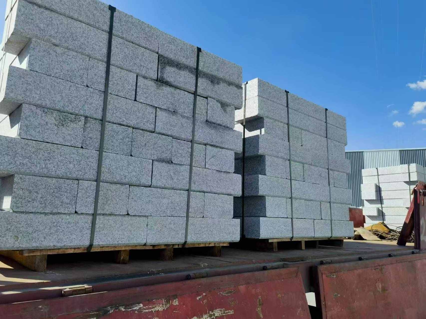 金华 路沿石装车出货