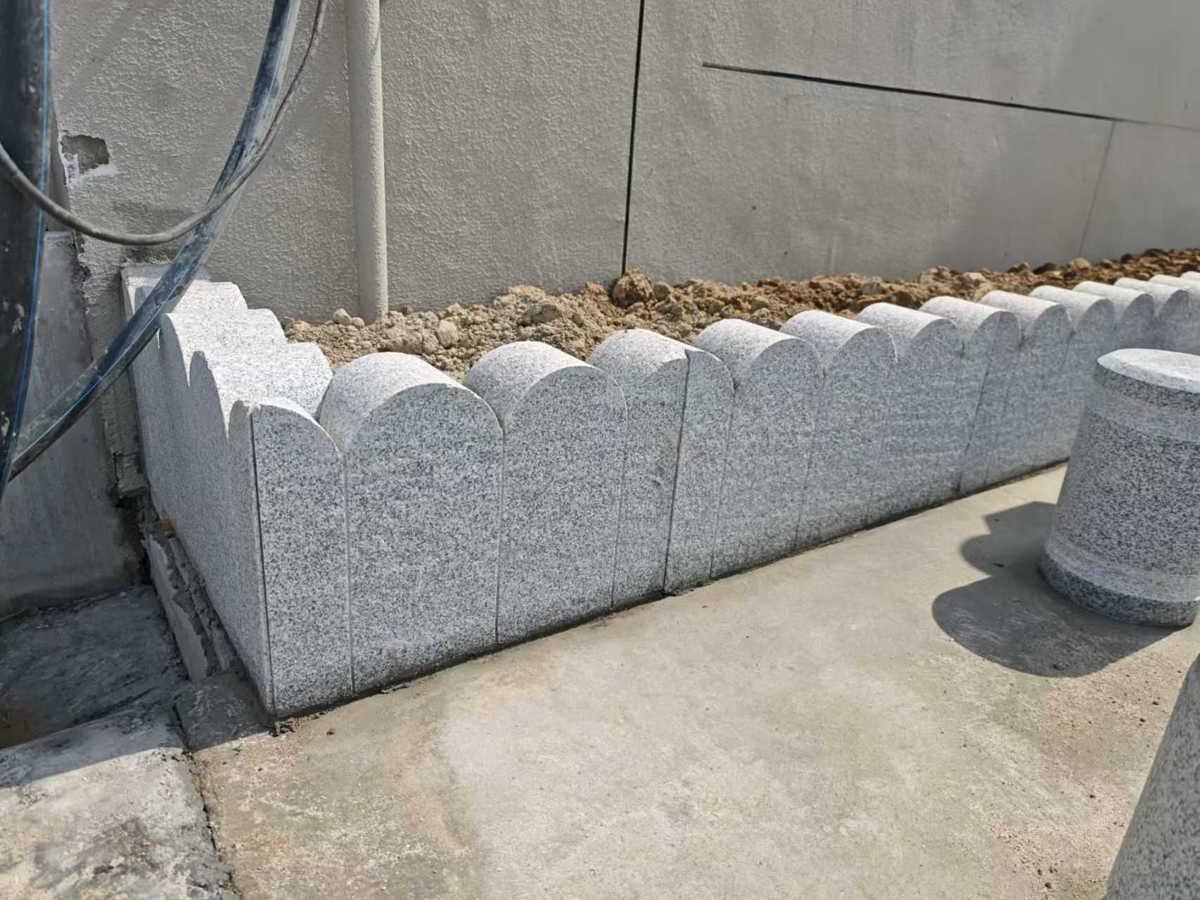 金华 芝麻白花岗岩花边石铺装效果图